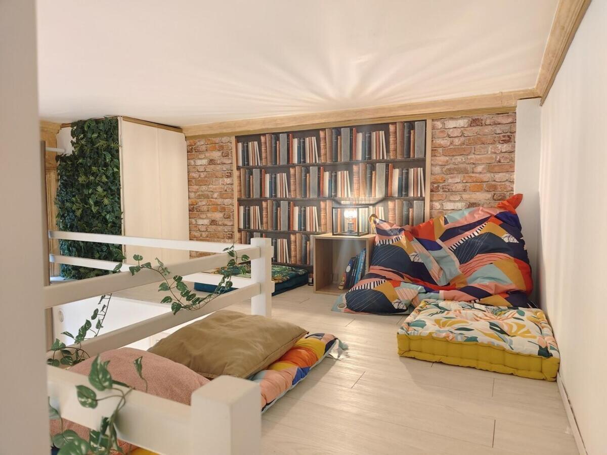 Appartement Studio Lumineux Et Fleuri Idealement Situe à Caen Extérieur photo