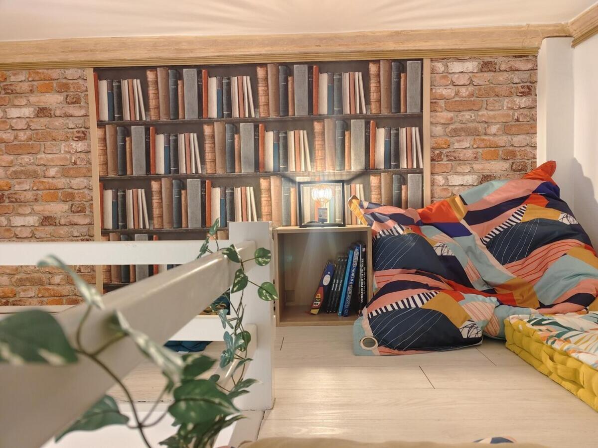 Appartement Studio Lumineux Et Fleuri Idealement Situe à Caen Extérieur photo